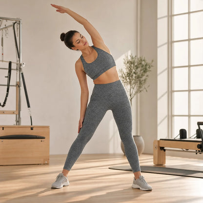 Set deportivo mujer cintura alta: legging que levanta glúteos + bra cruzado con copas